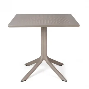 Outdoor Table | Clip