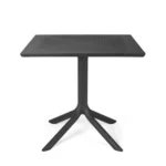 Outdoor Table | Clip