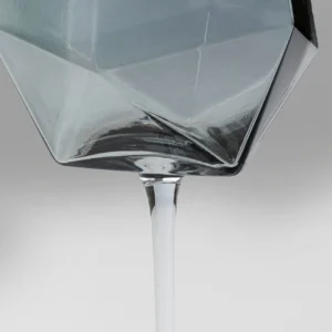 Wine Glass Diamond Smoke