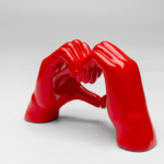 Deco Object Heart Hands Red 12cm - Image 2